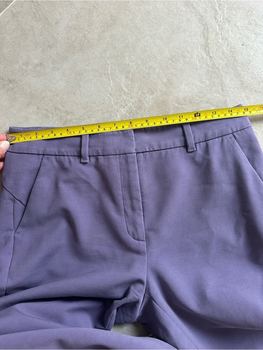 White House Black Market The Slim Ankle Pant Size 4